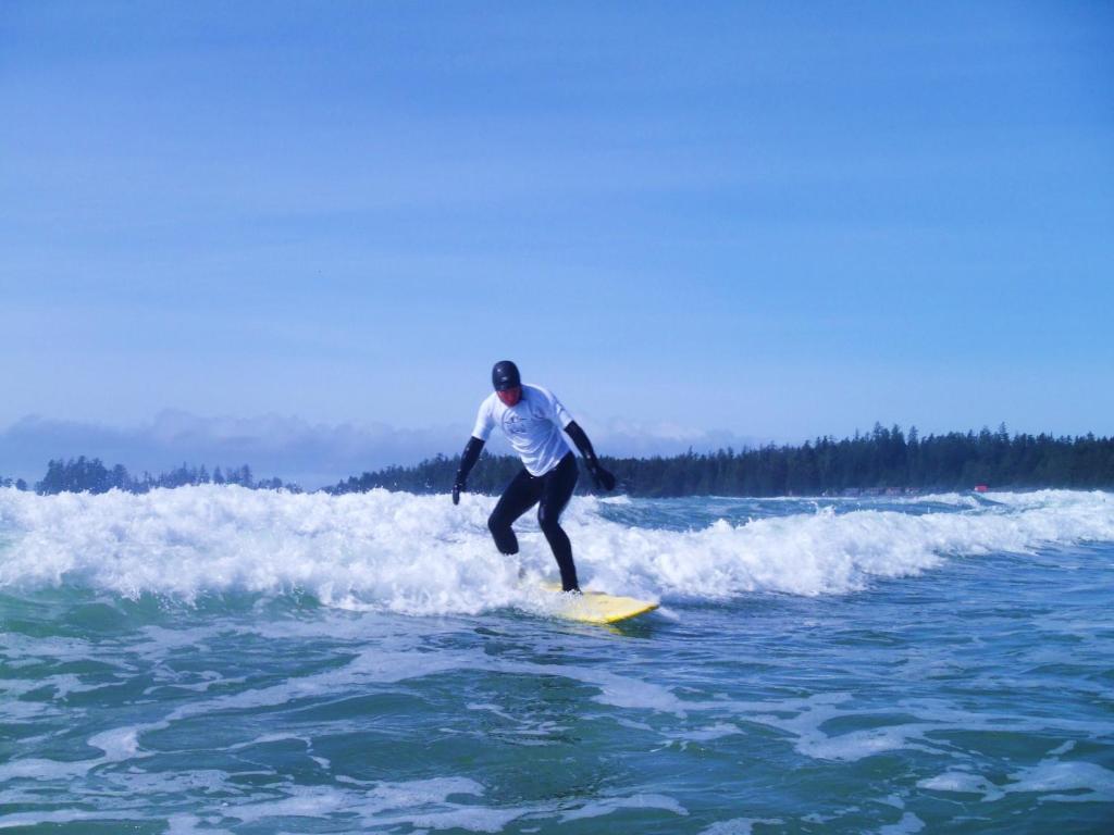 Surfs Inn Rainforest Cottages Ucluelet Ruang foto